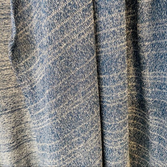 Volcom Sweater - Picture 3 of 4